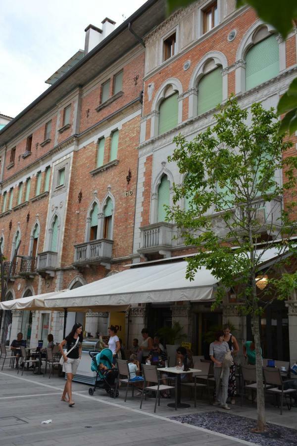 Excelsior 10 - Luxury Apartment Grado Exterior photo